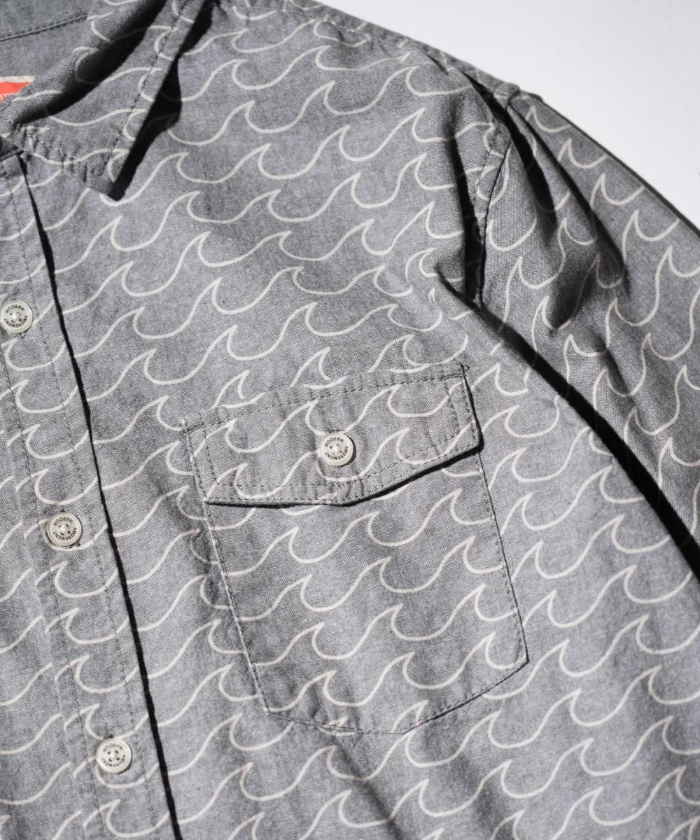 OLD / MODERN AMUSEMENT WAVE PATTERN LONG SLEEVE SHIRT